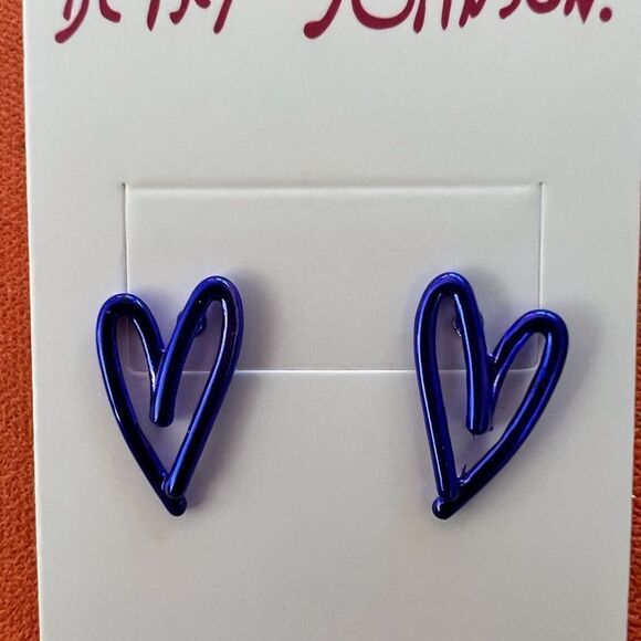 💙 Betsey Johnson signature violet navy heart shaped studs 💙 - Picture 6 of 6